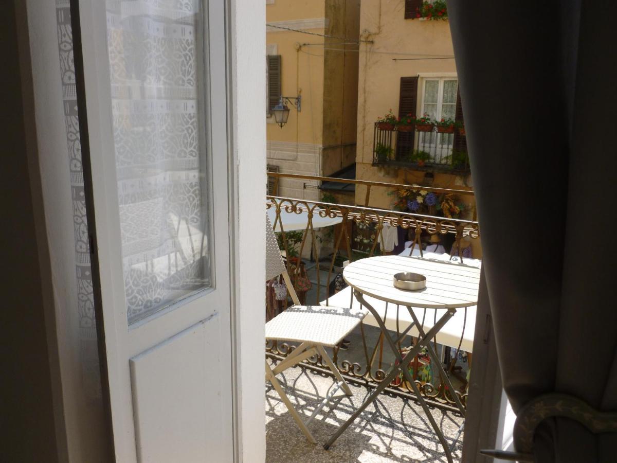 Romantico Nido Di Orta ออร์ตาซันจูลิโอ ภายนอก รูปภาพ